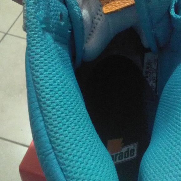 BNIB FIRST JORDAN NIKE GATORADE SERIES AIR JORDAN ONE RETRO HI RARE BLUE LAGOON - Picture 9 of 16